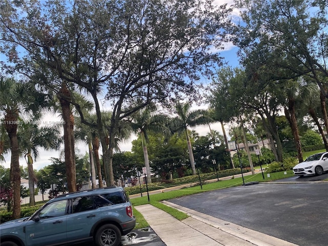 6006 Plum Pl, Tamarac, FL 33321 - photo 25