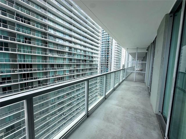 79 SW 12th St Unit 2809-S, Miami, FL 33130 - photo 16