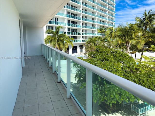 100 Bayview Dr Unit 224, Sunny Isles Beach, FL 33160 - photo 2