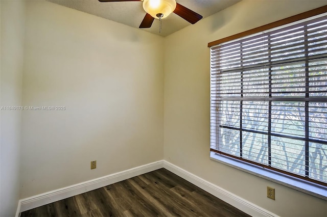 8800 Lake Park Cir N, Davie, FL 33328 - photo 14