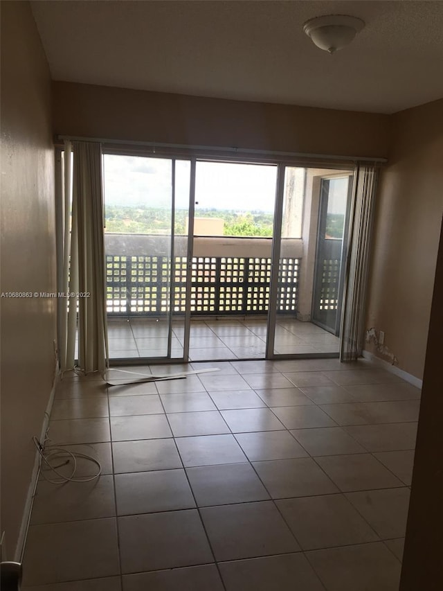 3301 Spanish Moss Ter Unit 906, Lauderhill, FL 33319 - photo 10