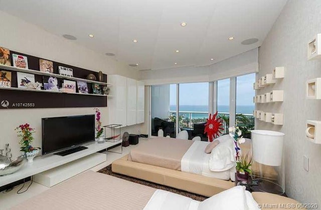 living room featuring a water view