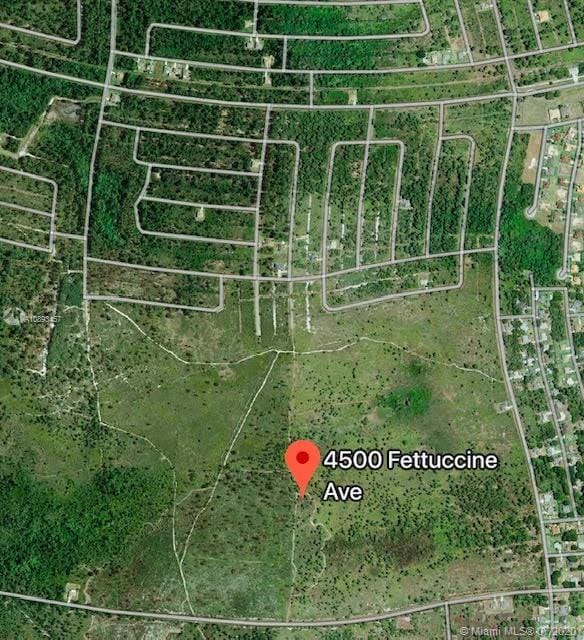 4500 Fettuccine Ave, Sebring, FL 33872