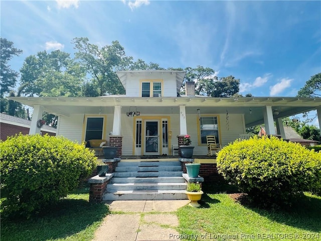 view of front of property with covered porch