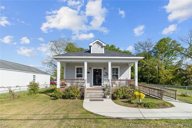 215 Old Wilmington Rd, Fayetteville NC, 28301, 3 bedrooms, 2 baths house for sale