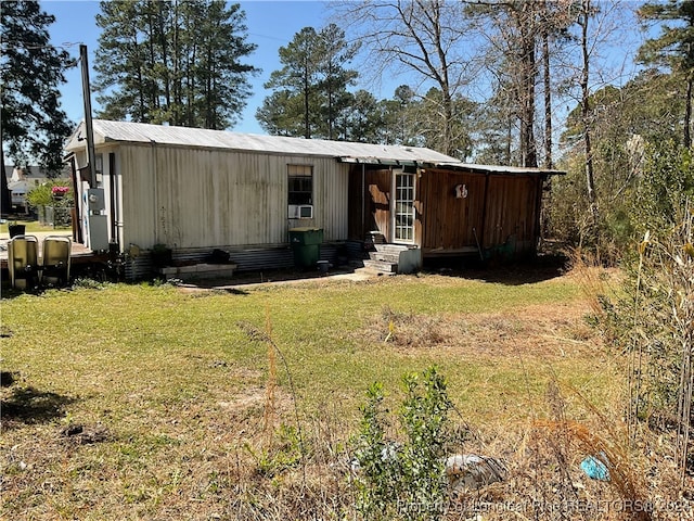 Listing photo 3 for 27 E Oak St, White Lake NC 28337