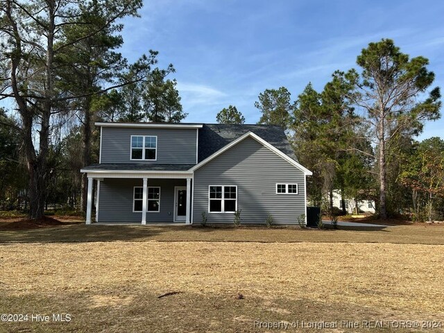 view of front property