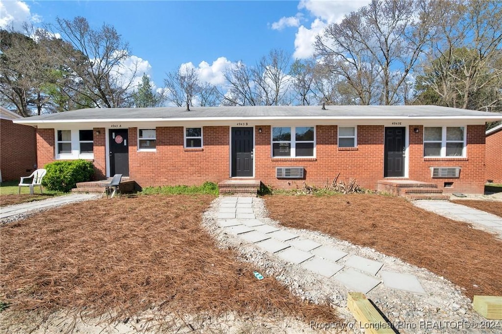 4943 Fieldcrest Dr, Fayetteville, NC 28303 - photo 1