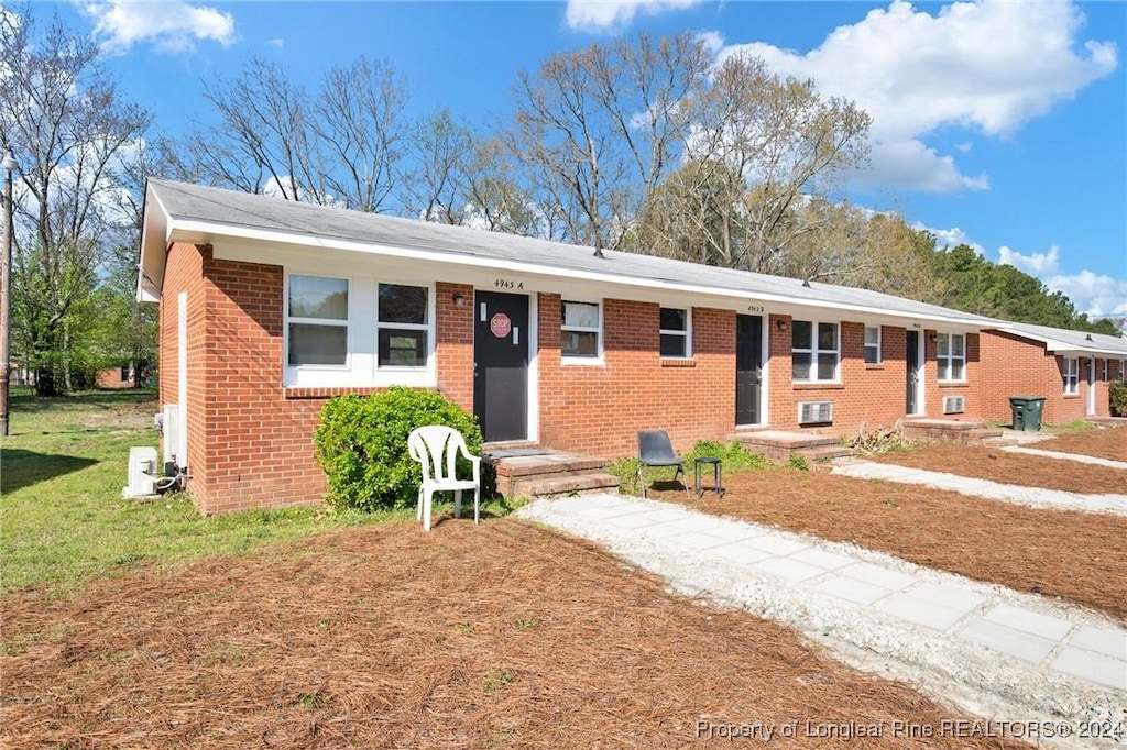 4943 Fieldcrest Dr, Fayetteville, NC 28303 - photo 2
