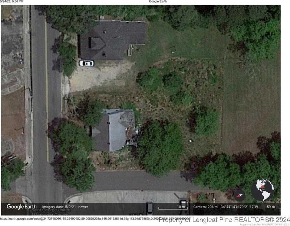 Listing photo 4 - caption unavailable