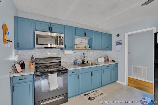 kitchen featuring black / electric stove, sink, a textured ceiling, and blue cabinets