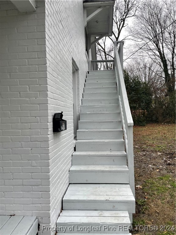 410 E Montgomery St, Henderson, NC 27536 - photo 2