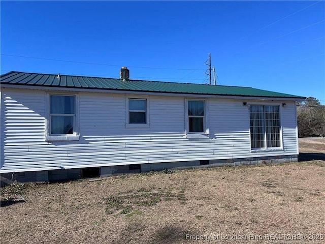 view of side of property