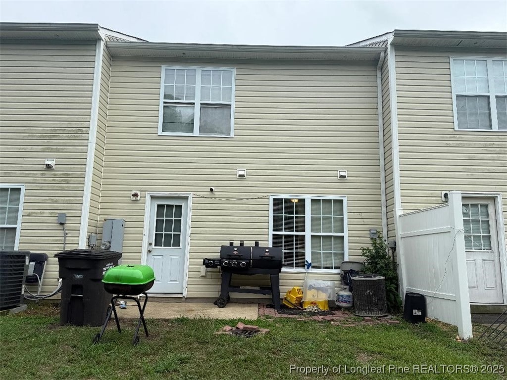 222 Anna St, Lillington, NC 27546 - rear view of property