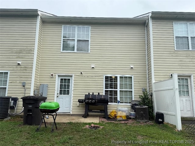 222 Anna St, Lillington, NC 27546 - rear view of property