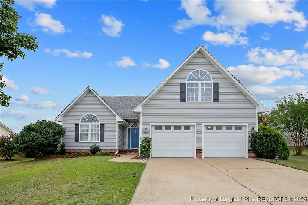 5617 Shady Pine Ct, Hope Mills, NC 28348 - photo 1