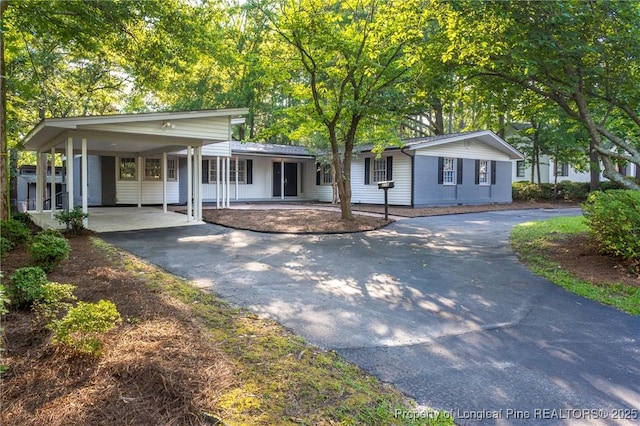 216 Glenburney Dr, Fayetteville, NC 28303 - photo 1
