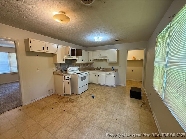 967 Sanchez Dr, Fayetteville, NC 28314 - photo 4