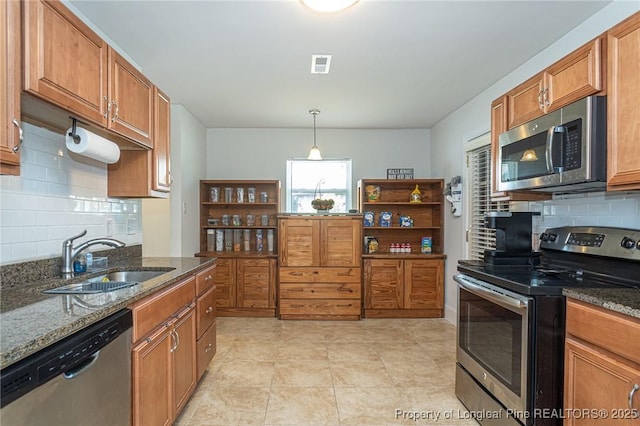 100 Elfreth Ln, Spring Lake, NC 28390 - photo 9