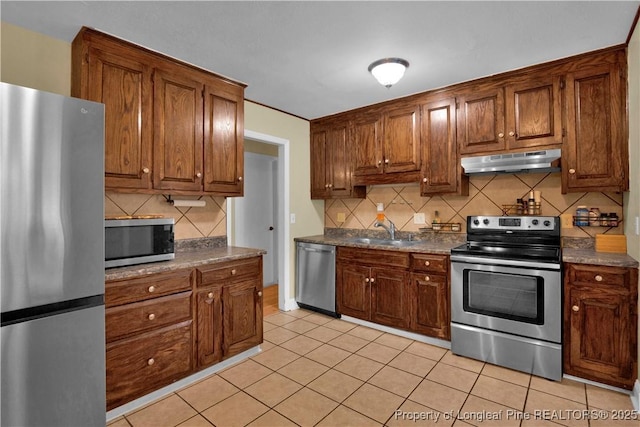 511 Shoreline Dr, Fayetteville, NC 28311 - photo 3