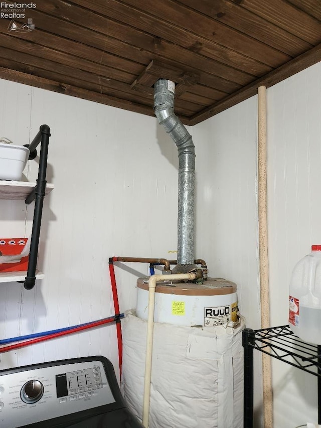 utility room featuring washer / dryer