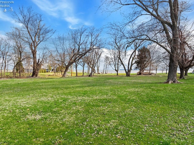 view of yard with a water view