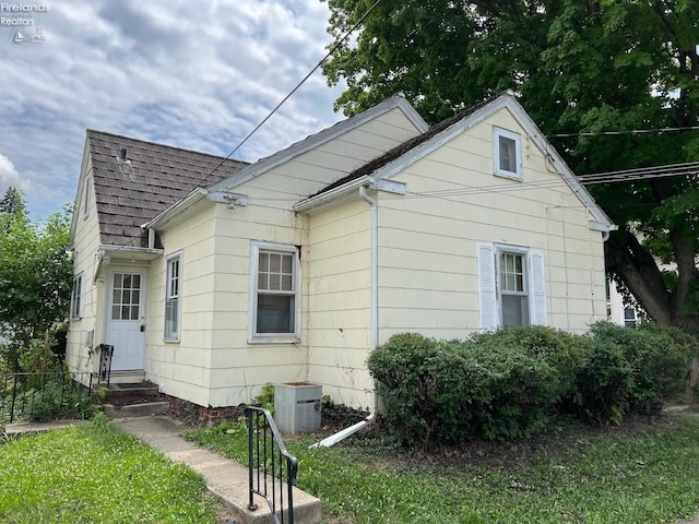 view of front of property with central AC