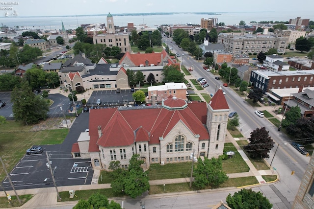 bird's eye view with a water view