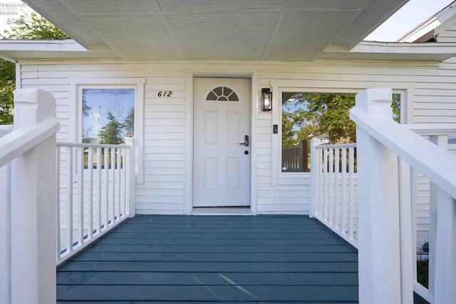 view of property entrance