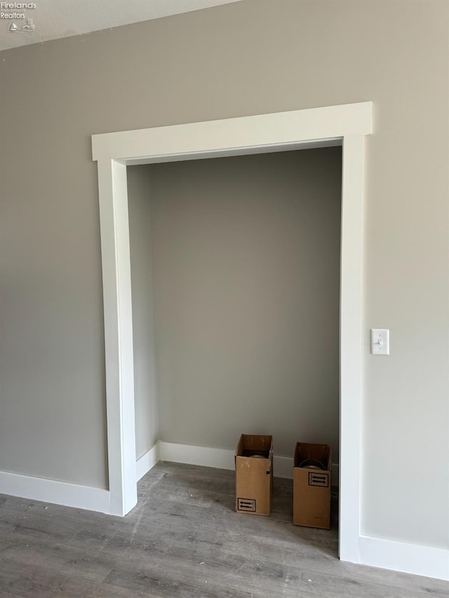 details with wood-type flooring