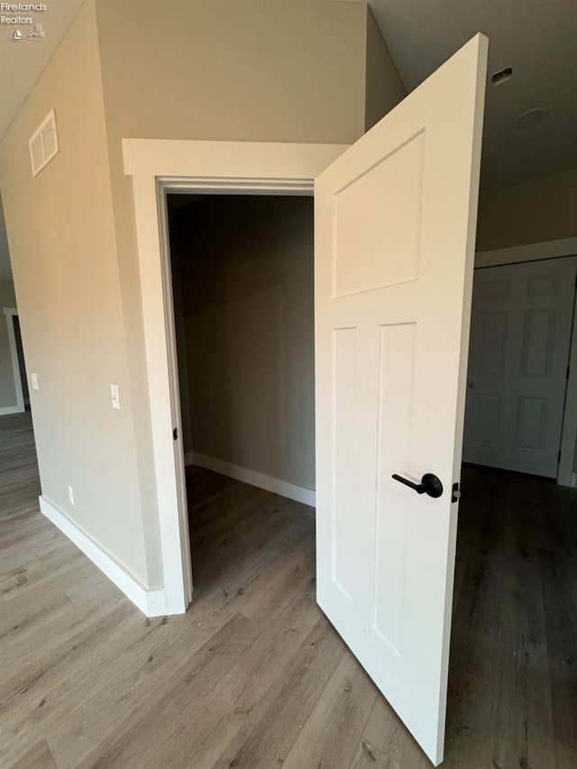 10 Eagle View Dr, Monroeville, OH 44847 - hall with wood finished floors and baseboards