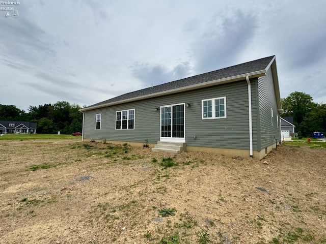 10 Eagle View Dr, Monroeville, OH 44847 - rear view of house with entry steps