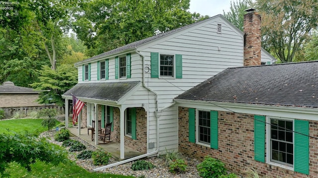 view of front of house featuring a patio area