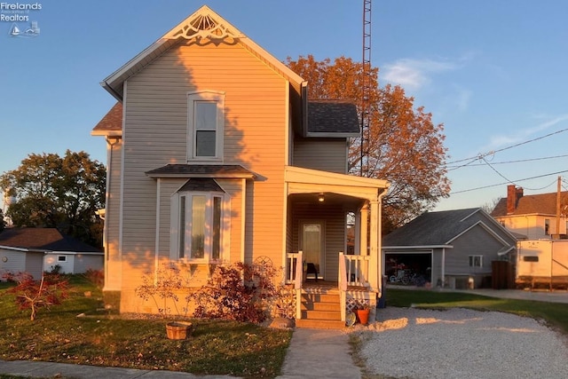 view of front of property