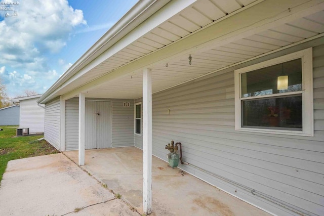 view of patio featuring central AC unit