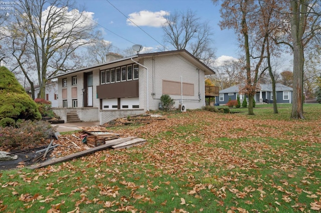 view of property exterior