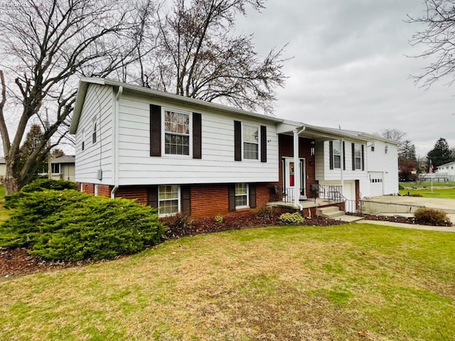 bi-level home with a front yard