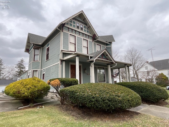 view of front of house