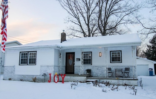 view of front facade with a porch