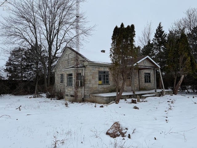 view of front facade