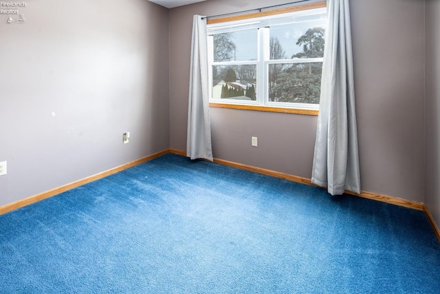 empty room with carpet