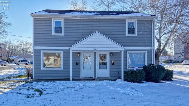 view of front property