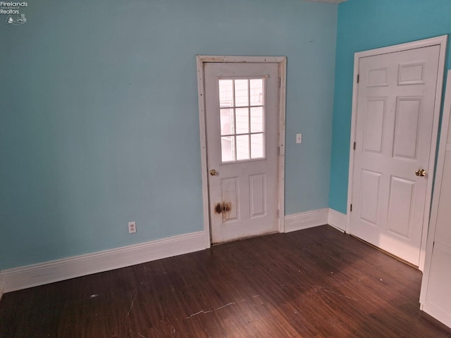 entryway featuring dark hardwood / wood-style floors