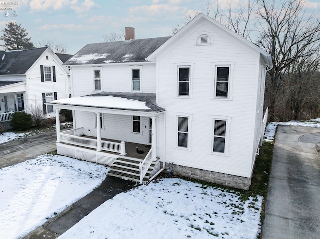 view of front of home featuring a porch