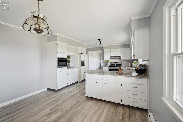 kitchen with stainless steel appliances, crown molding, sink, and white cabinets