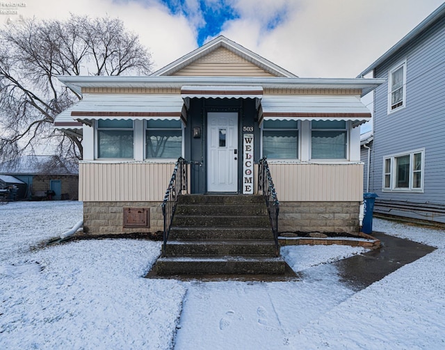 view of front of property