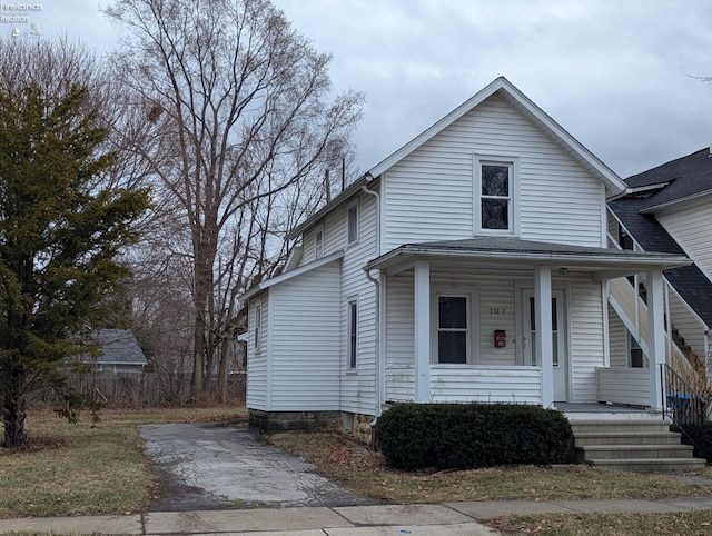 view of front of property