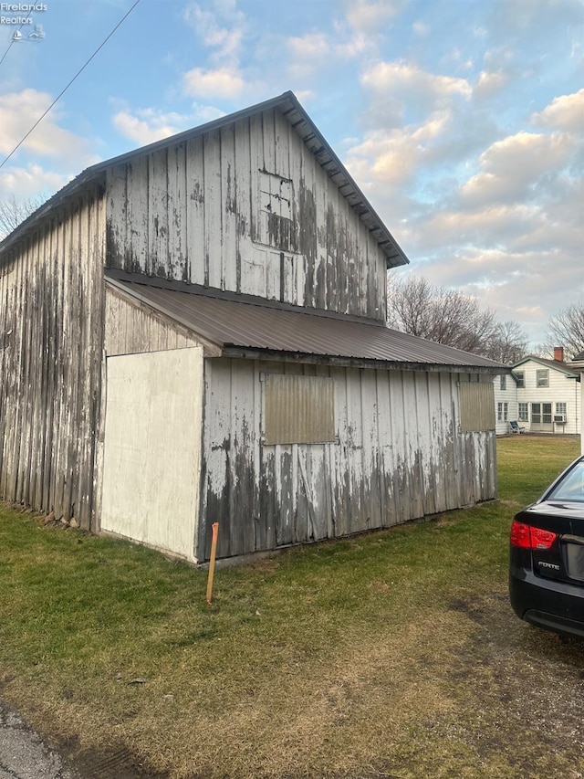 73 Center, Milan, OH 44846 - view of outbuilding with a lawn