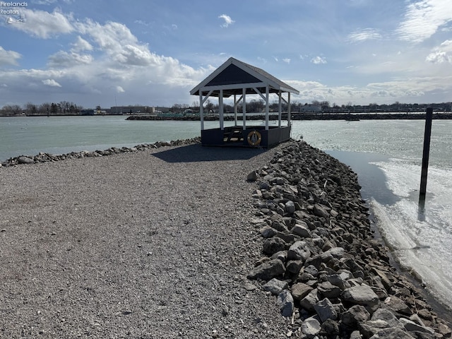 view of water feature