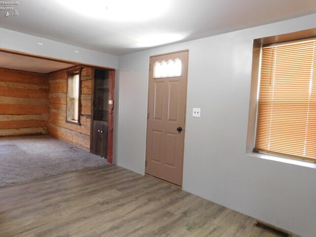 29 Walker St, Tiffin, OH 44883 - entryway featuring wood finished floors and visible vents